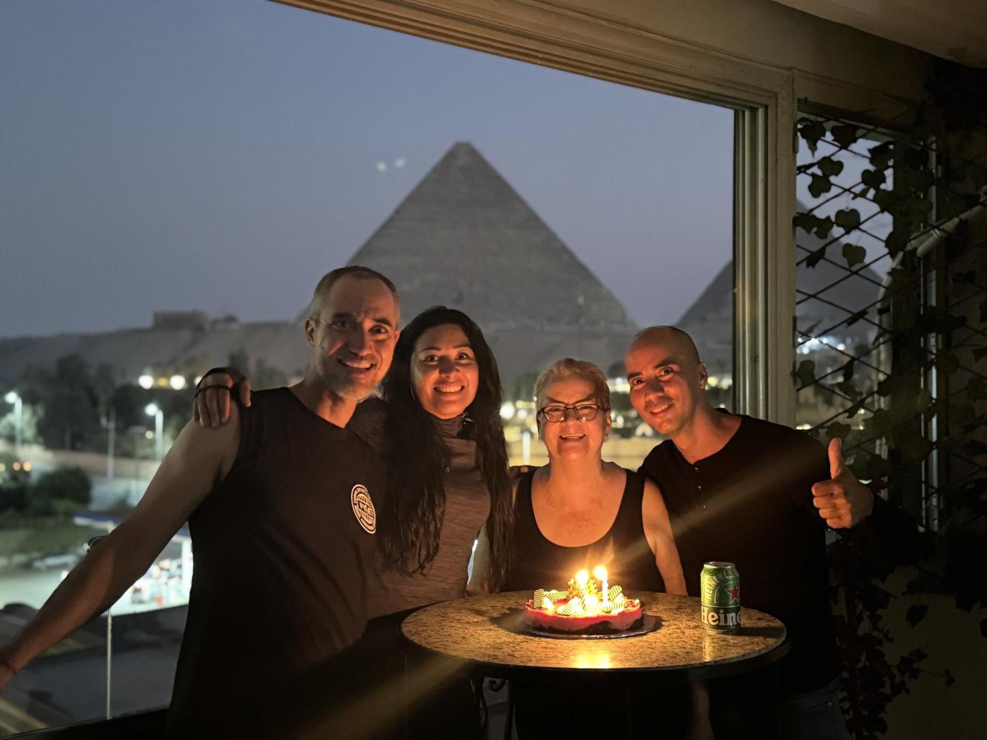 Unique Pyramids Boutique Inn Kafret el-Gabal Exteriör bild