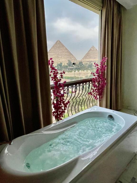 Unique Pyramids Boutique Inn Kafret el-Gabal Exteriör bild