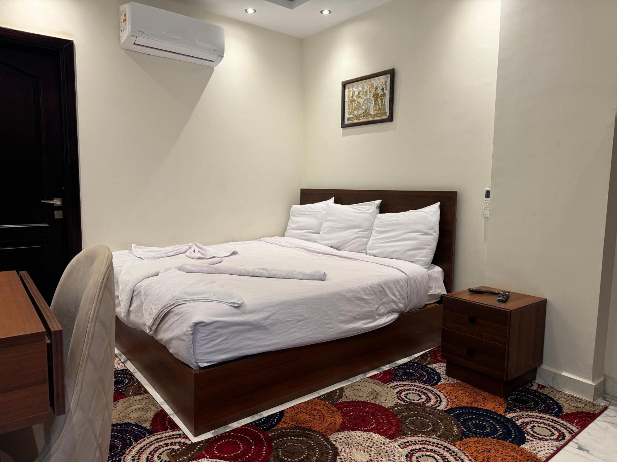 Unique Pyramids Boutique Inn Kafret el-Gabal Exteriör bild