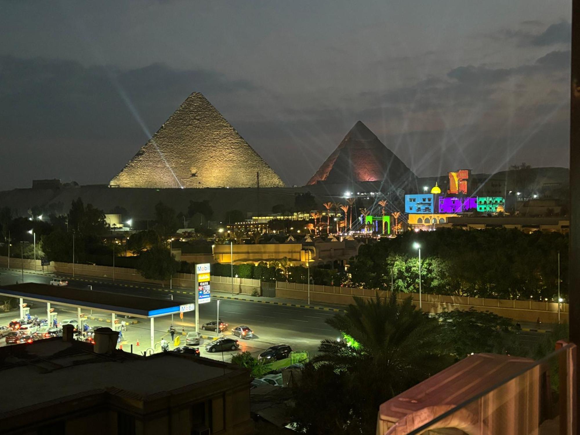 Unique Pyramids Boutique Inn Kafret el-Gabal Exteriör bild